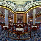 Panorama: Queen Mary 2 - Britannia Restaurant