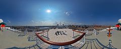 Panorama: Queen Mary 2 - Sonnendeck