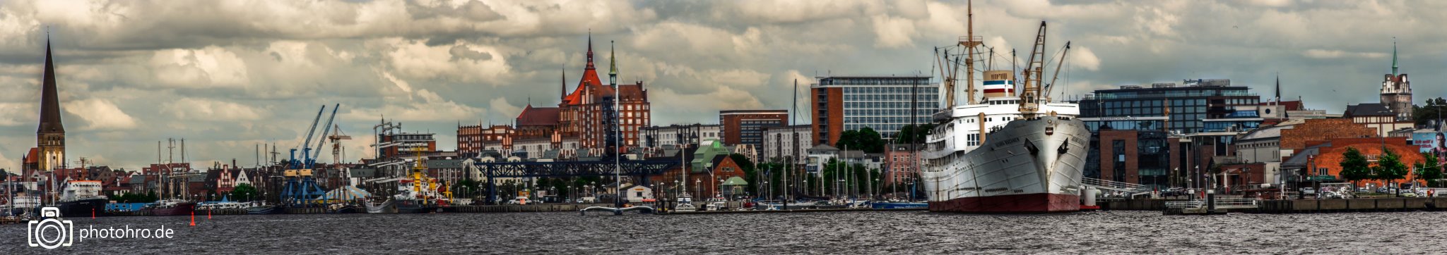 Panorama Rostock - Heimat zwischen Petrikirche und Kröpeliner Tor