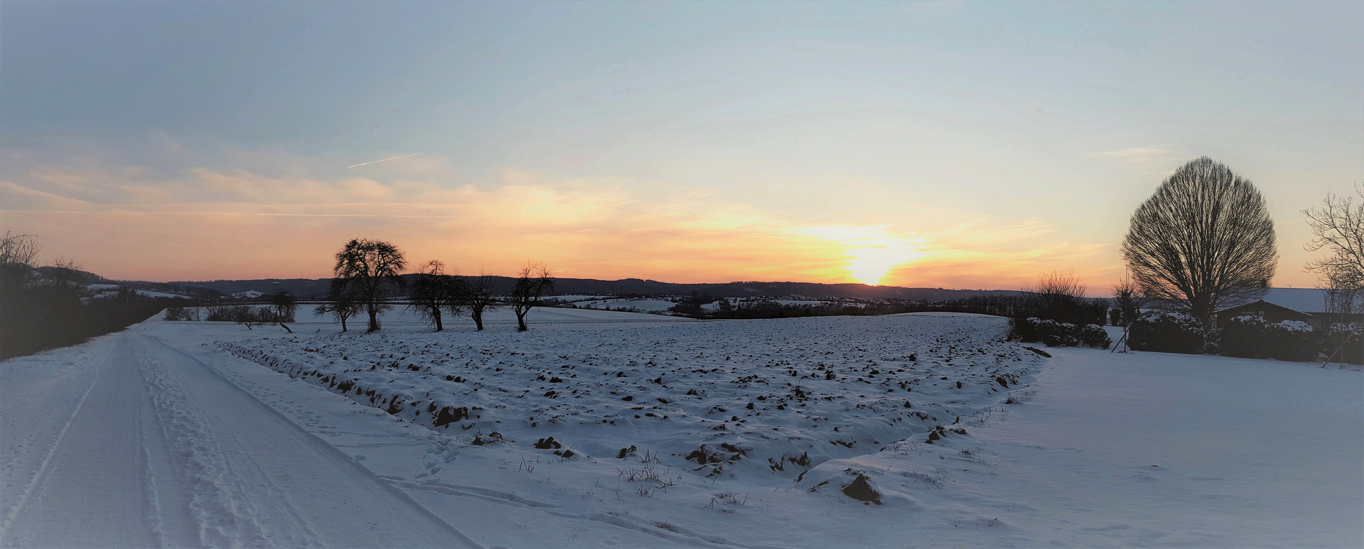                  Panorama  - Sonnenuntergang 