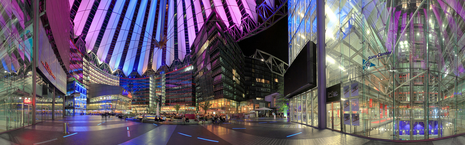 Panorama Sony-Center in Berlin Mitte am Potsdamer Platz HDR