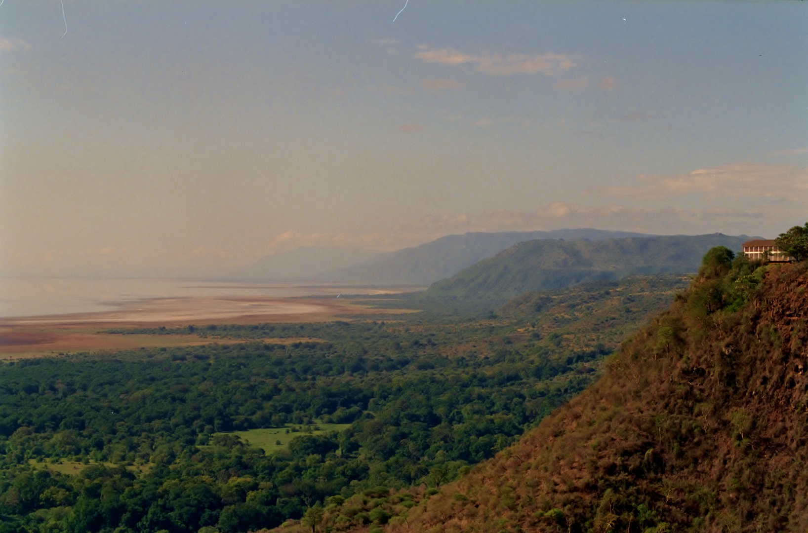 Panorama sur le lac nanyara