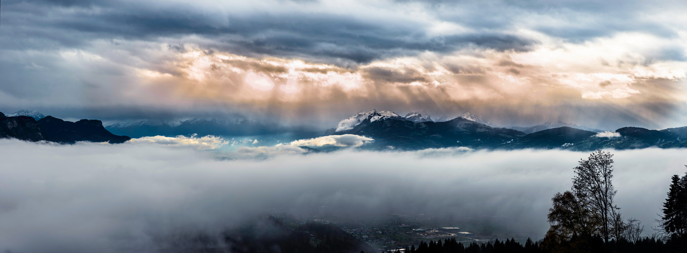 Panorama über dem Rheintal