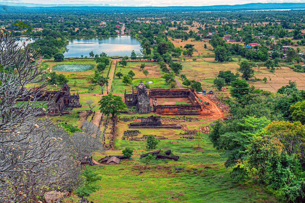 Panorama vista from Wat Phou hill