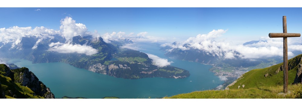 Panorama Vom Fronalpstock Richtung Urner Berge und Luzern