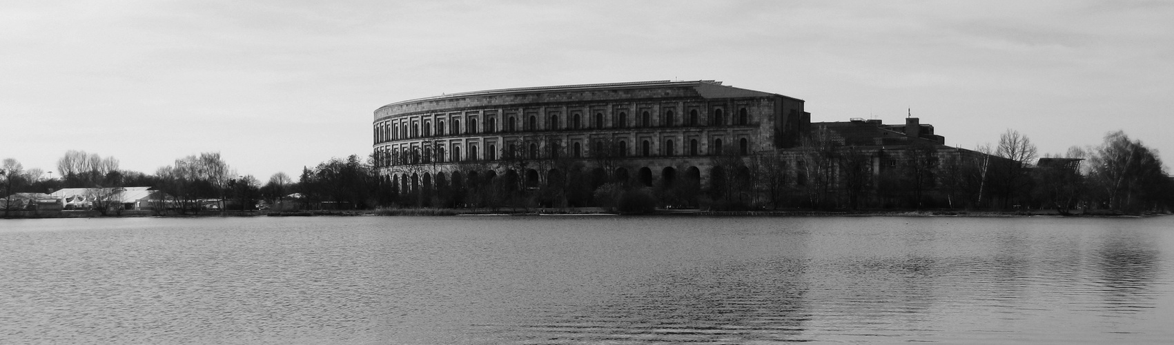 Panorama vom Reichsparteitagsgebäude in Nürnberg