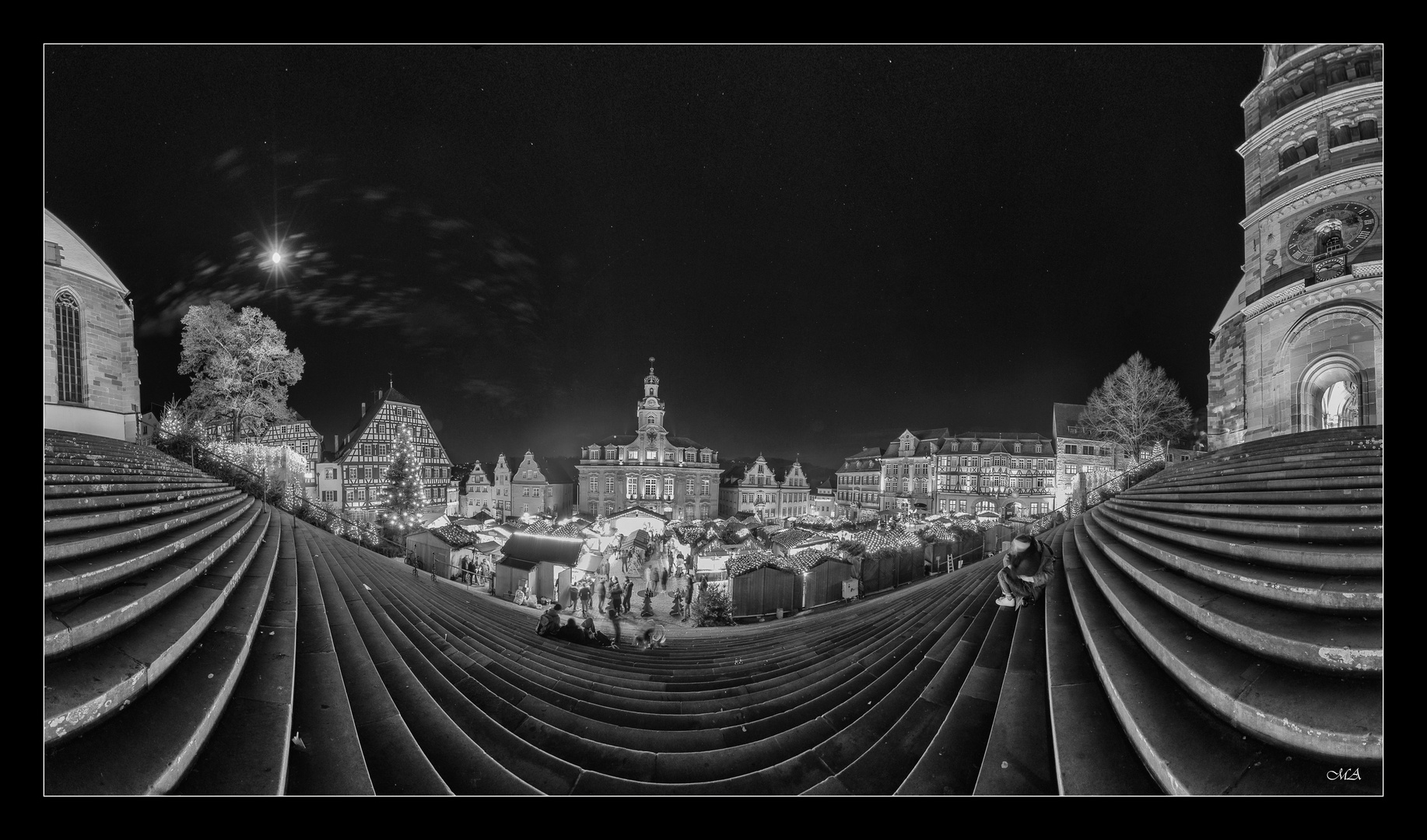 Panorama vom Weihnachtsmarkt in Schwäbisch Hall