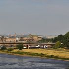 Panorama von der Albertbrücke in Dresden am Morgen mit dem Blick zur Carolabrücke,...