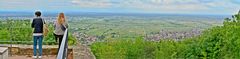 Panorama von der Aussicht des Hambacher Schlosses