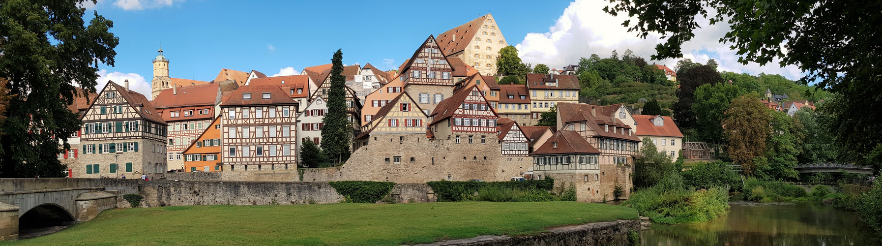 Panorama von der historischen Altstadt in Schwäbisch Hall am Kocher.