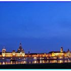 Panorama von Dresden zur Blauen Stunde