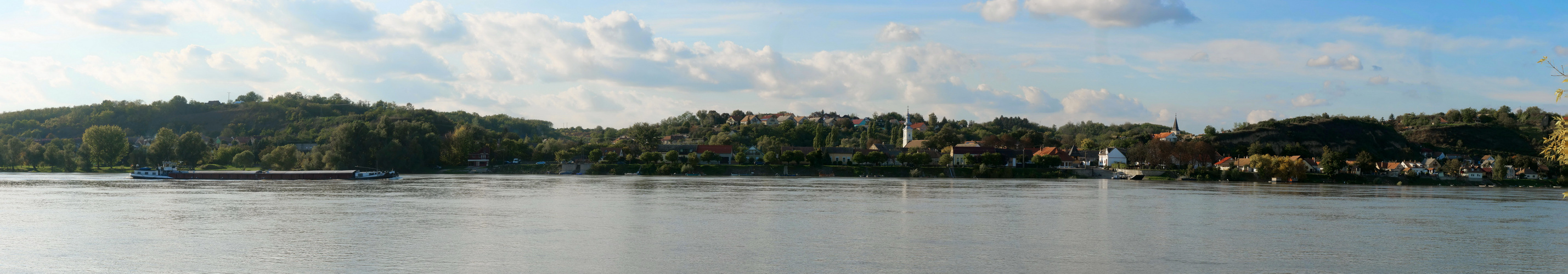 Panorama von Dunaszekcsö