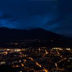 Panorama von Innsbruck in der Nacht