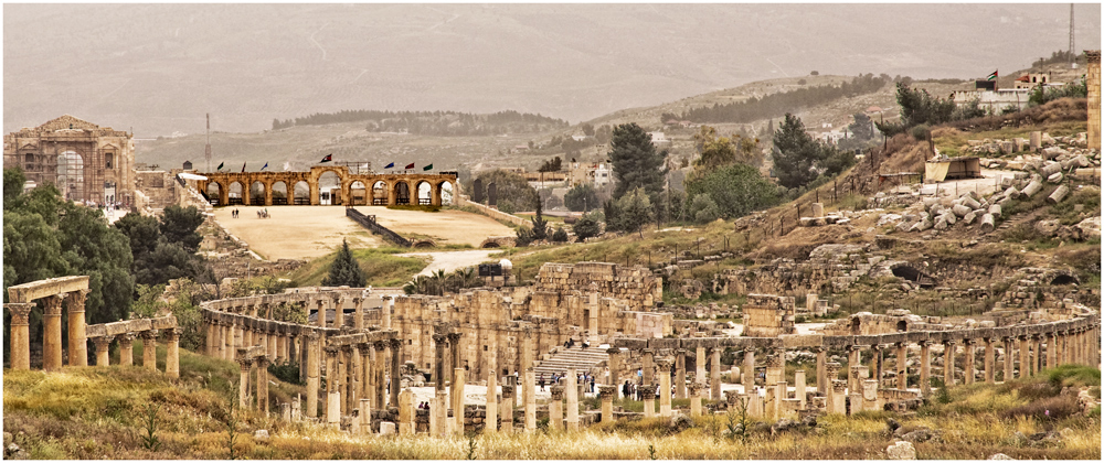 PANORAMA VON JERASH