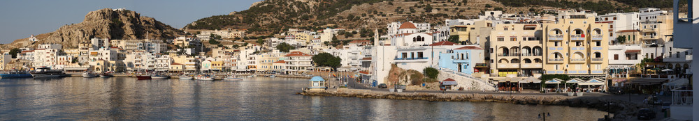 Panorama von Pigadia auf Karpathos