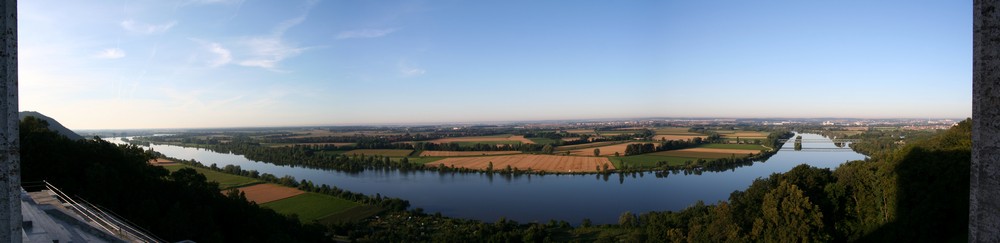 Panorama von Walhalla aus 7.00 Uhr in der Frühe