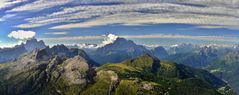 panorama: Wolken über den Dolomiten