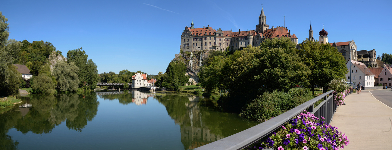 Panoramaansicht: Sigmaringen mit Schloss  