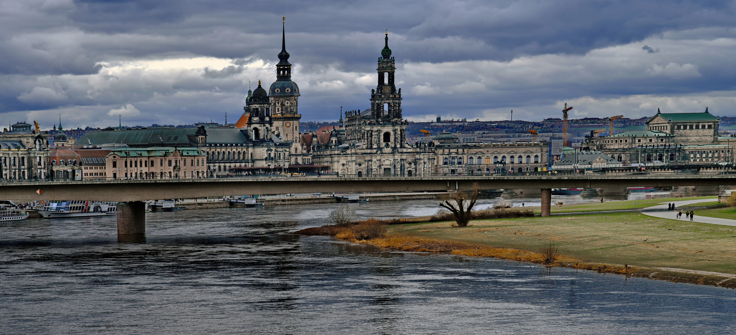 Panoramaaufnahme aus der Landeshauptstadt des Freistaates Sachsen