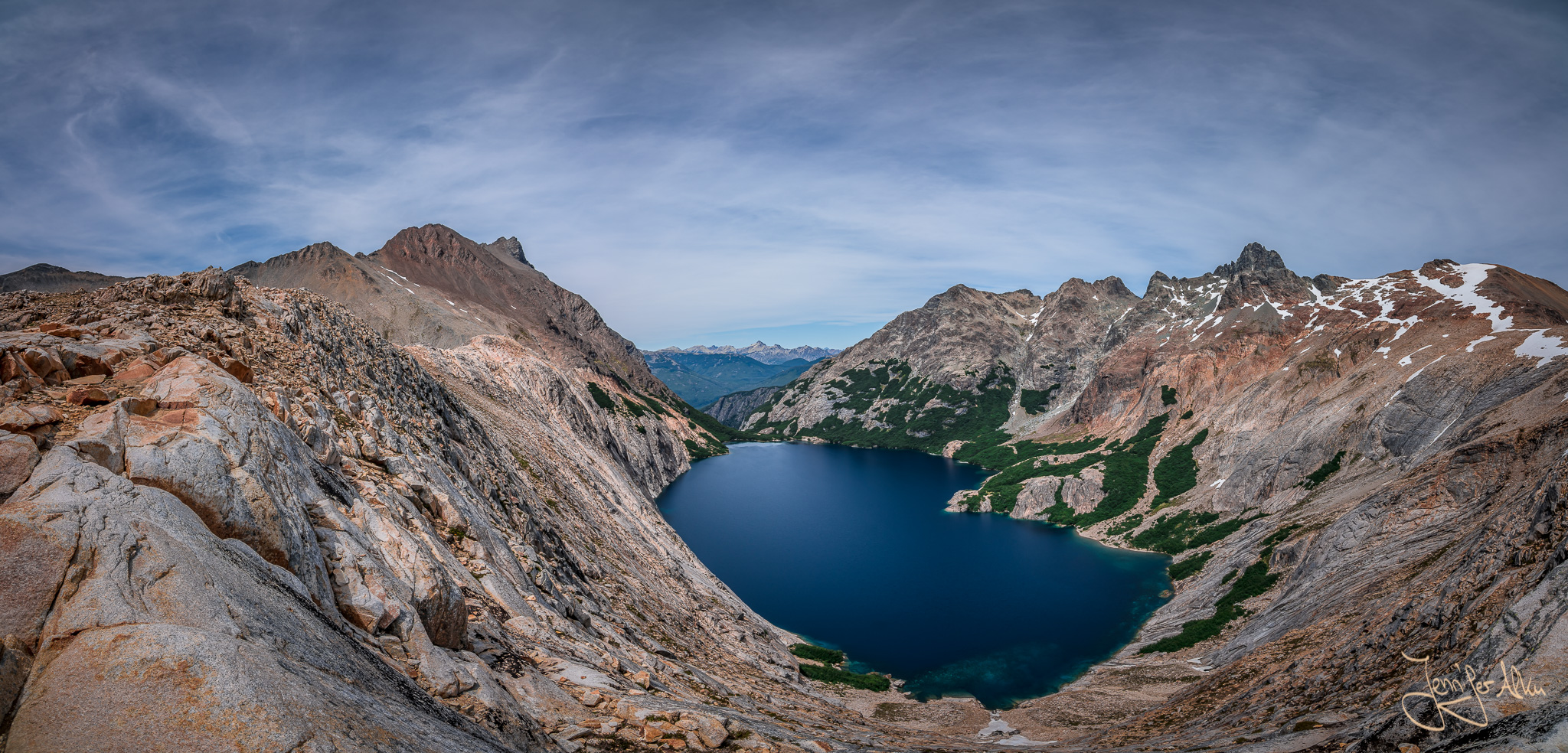 Panoramaaufnahme der Laguna Azul / Laguna Calvú