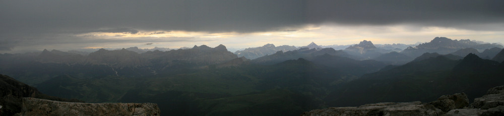 Panoramaausblick vom Piz Boé