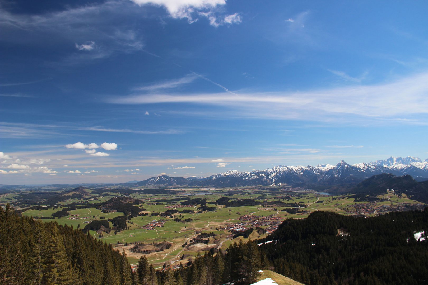 Panoramablick inklusive der Zugspitze