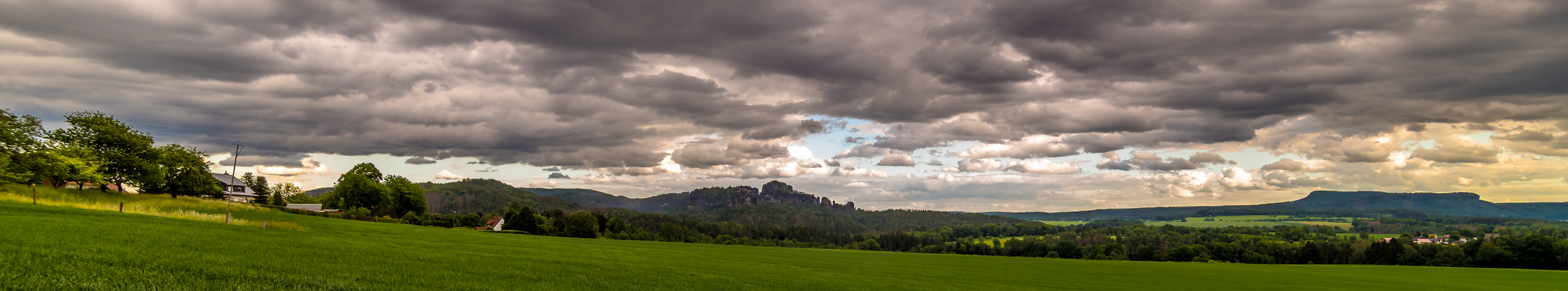 ***    panoramablick sächs.schweiz mit.........       ***