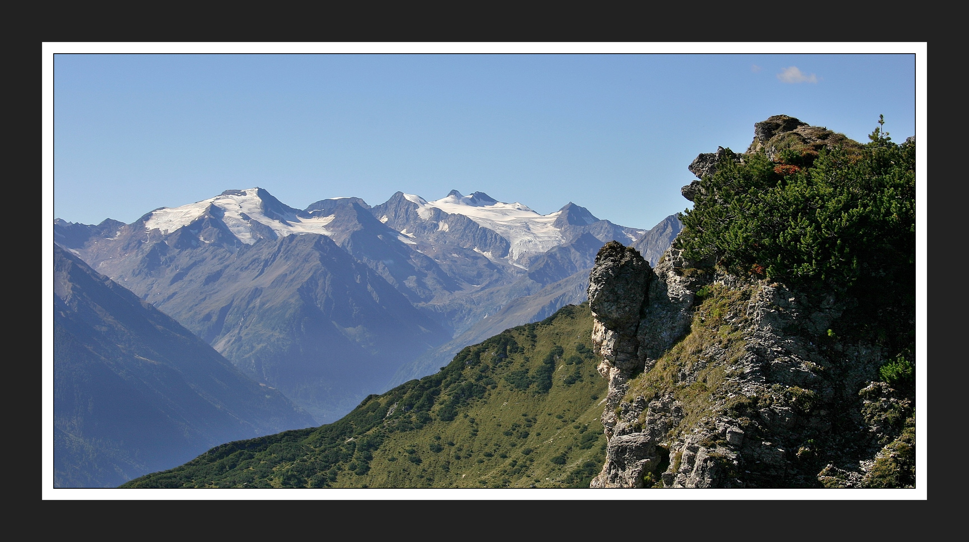 Panoramablick Stubaier Gletscher / Tirol