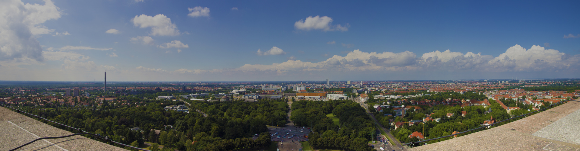 Panoramablick über Leipzig vom Völkerschlachtdenkmal