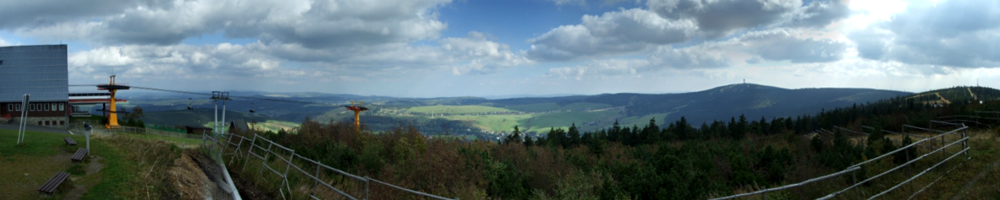 Panoramablick vom Fichtelberg