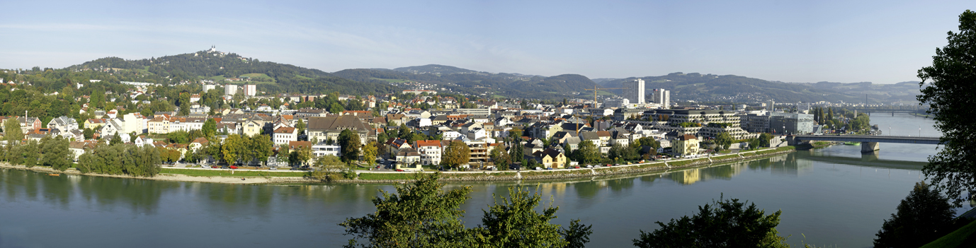 Panoramablick vom Schlossberg - Linz