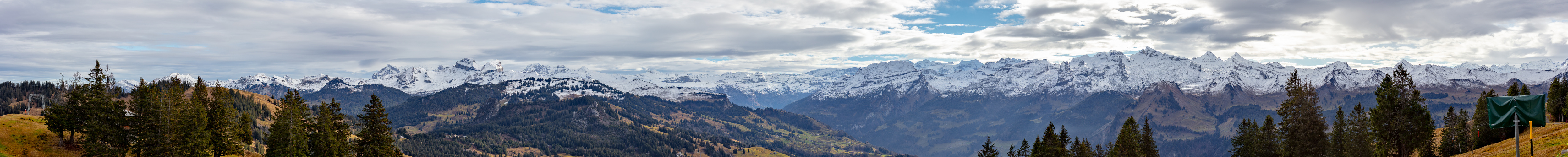 Panoramablick von der Rotenflue/ Mythenregion