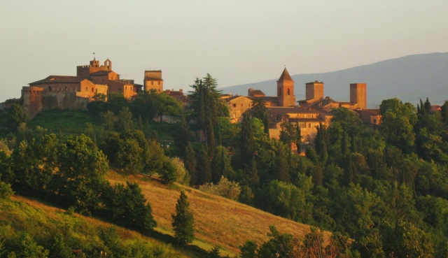 Panorami di Toscana: il borgo medievale di Certaldo Alto (Firenze) Toscana