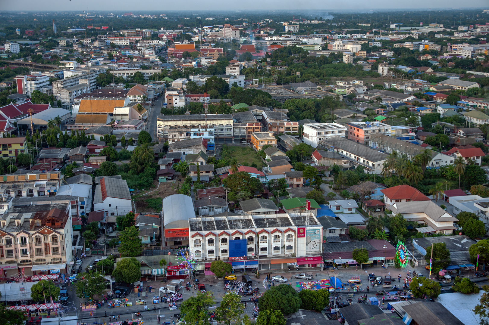 Panoramic bird's eye view