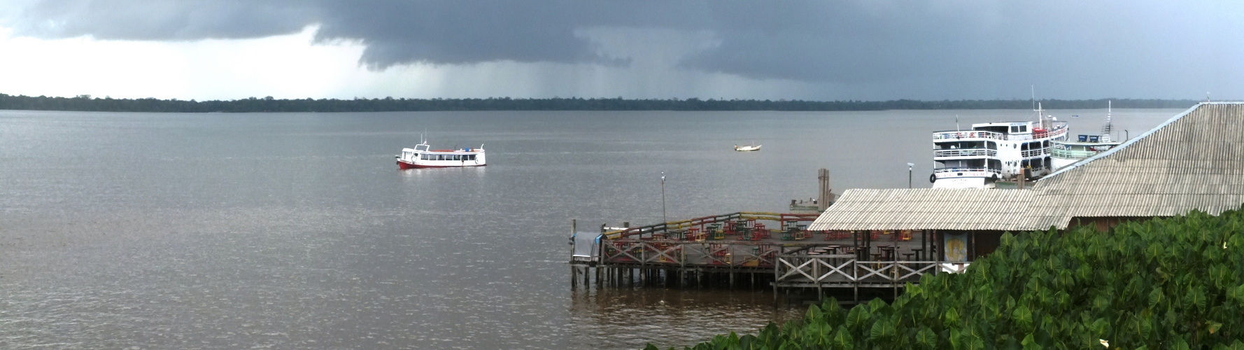 Panoramica de la Bahia de guajará