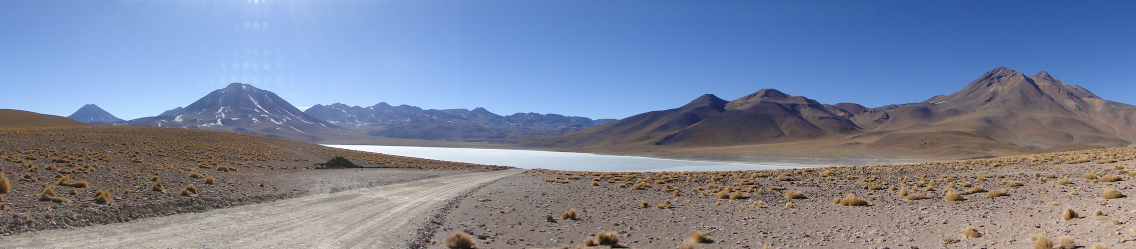 panoramica de laguna miscanti