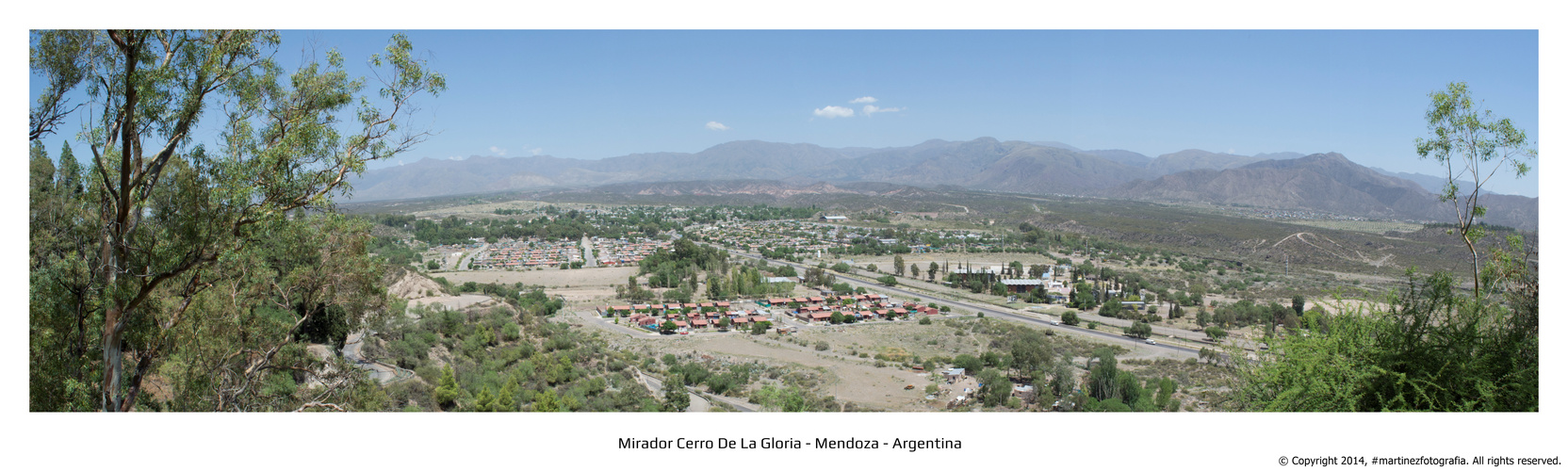 Panorámica del Cerro de la Gloria - Mendoza - Argentina