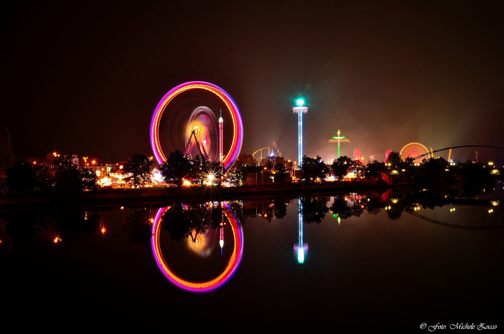 Panoramica della Volksfest di Stoccarda