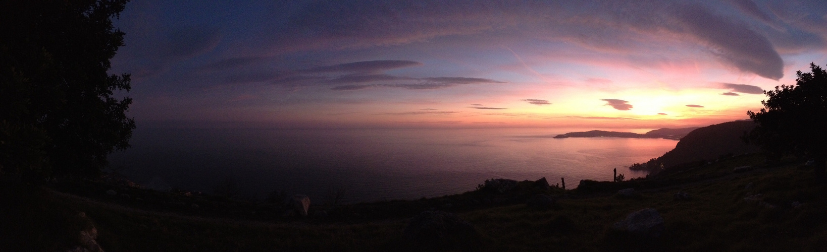 Panoramique du soleil couchant