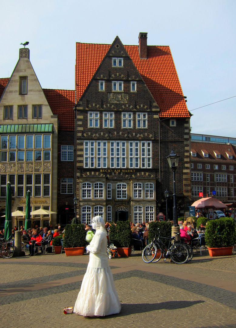 Pantomime auf dem Marktplatz in Bremen