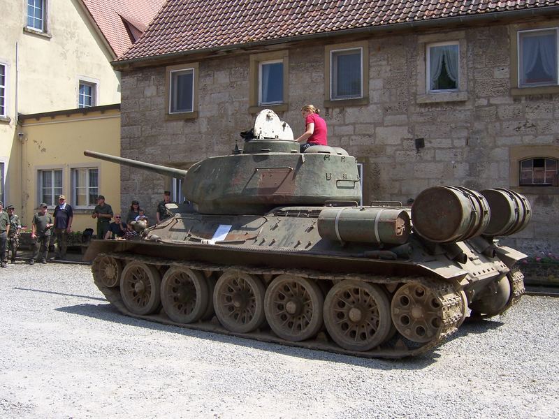 Panzer T34/85 - Bild 2