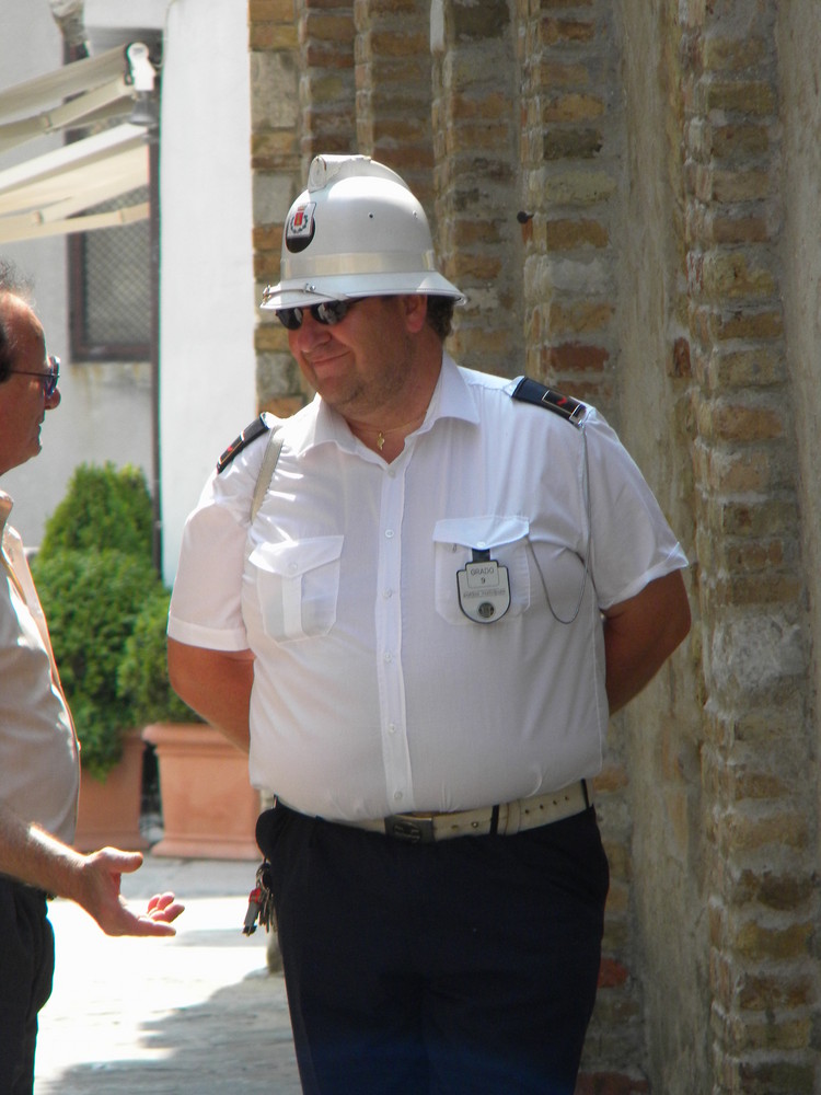 Paolo der italienische Polizist