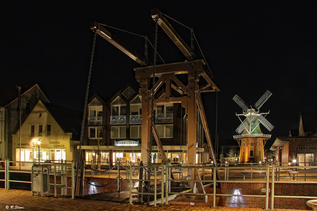 Papenburg bei Nacht