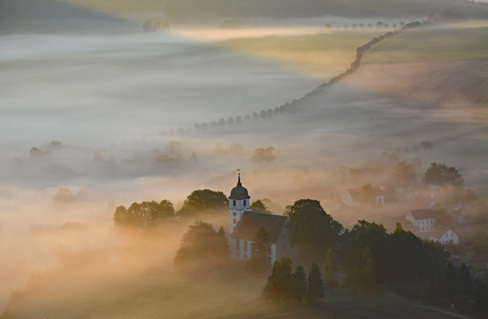 Papstdorf im Nebel