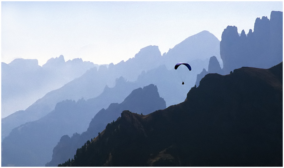 Para-gleitende Übergänge einiger Dolomitenkämme