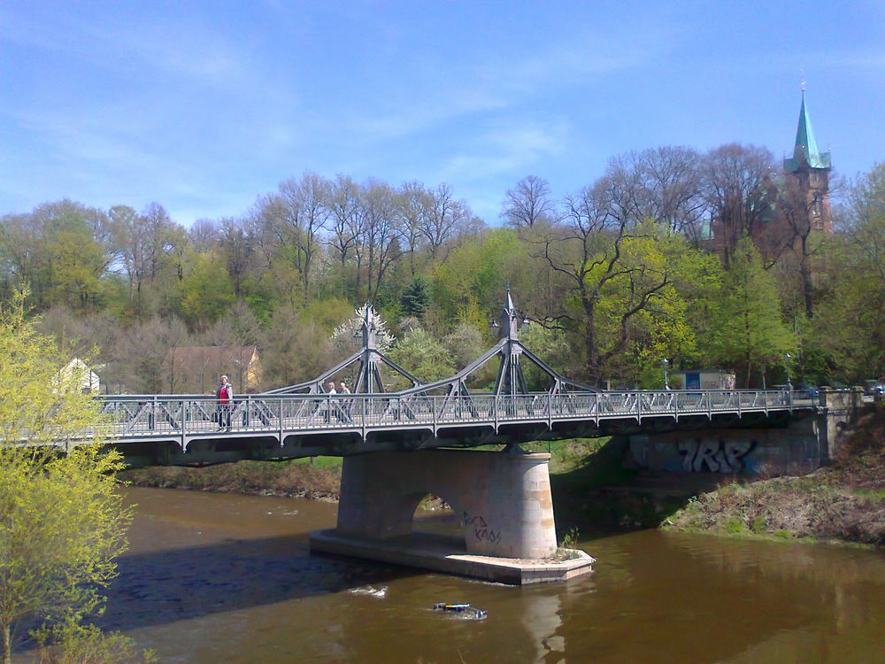 Paradiesbrücke (heißt so) in Zwickau über die Mulde