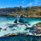 Paradiesischer Rheinfall in der Schweiz