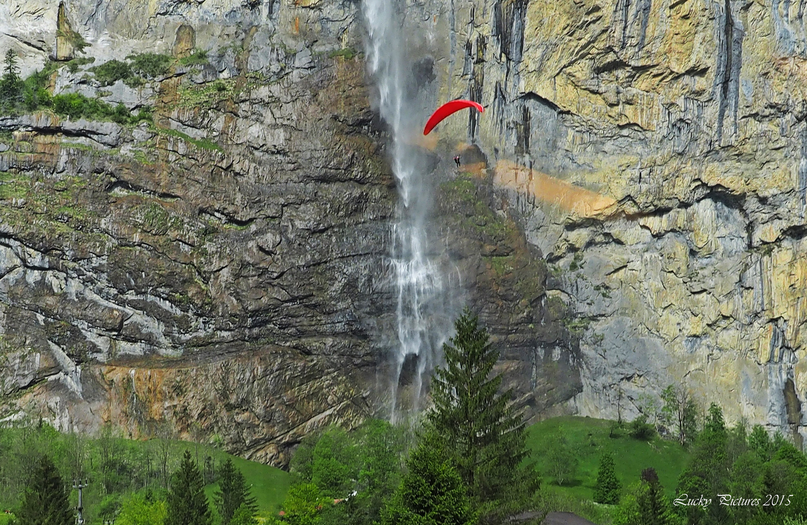 Paragleiter - Schweiz 2015