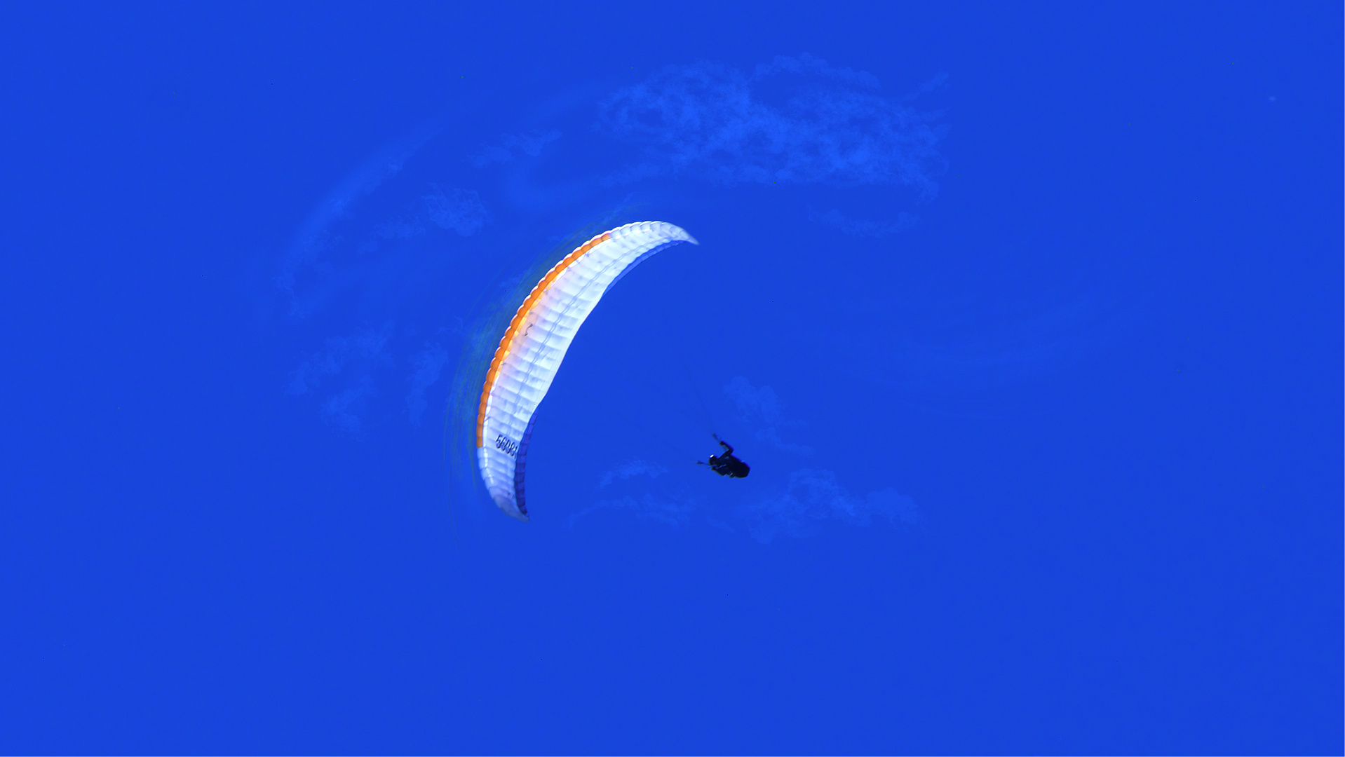 Paraglider