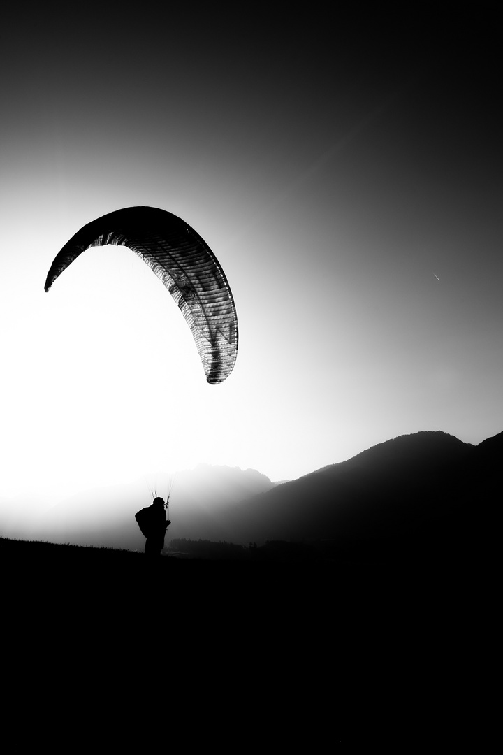 Paraglider_BW